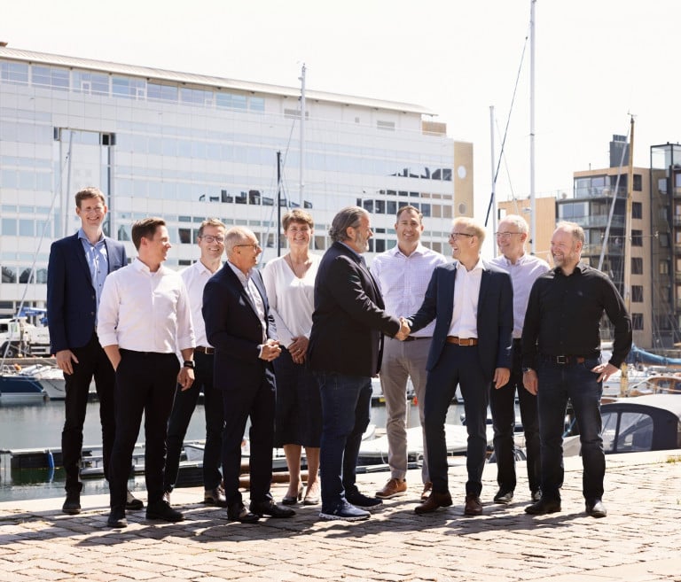 handshake business Technolution