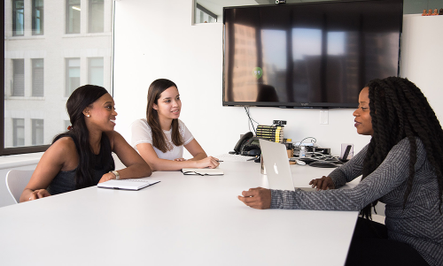 business meeting women ML1
