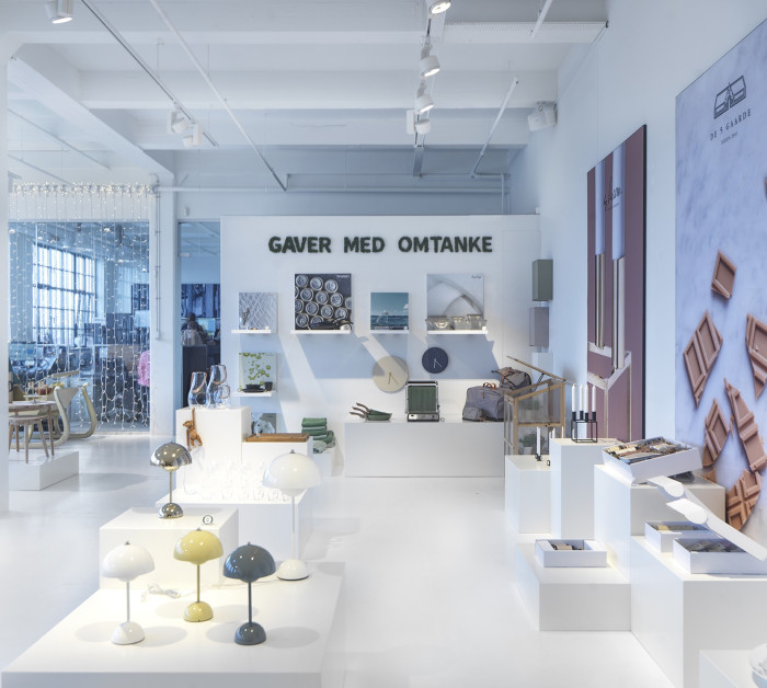 Gavefabrikken presents