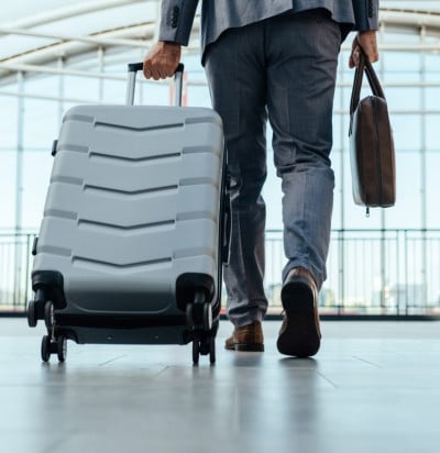 Travel Clearing traveller baggage