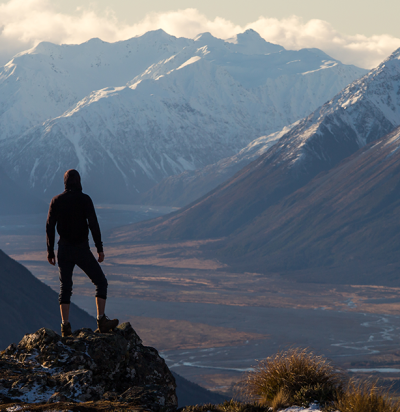 hiker mountains L2S