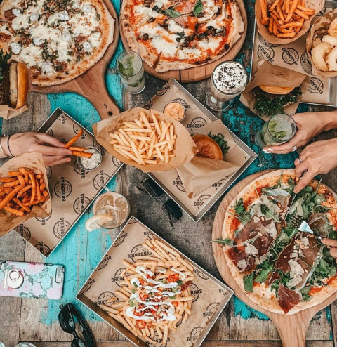 Brodernas food burger pizza