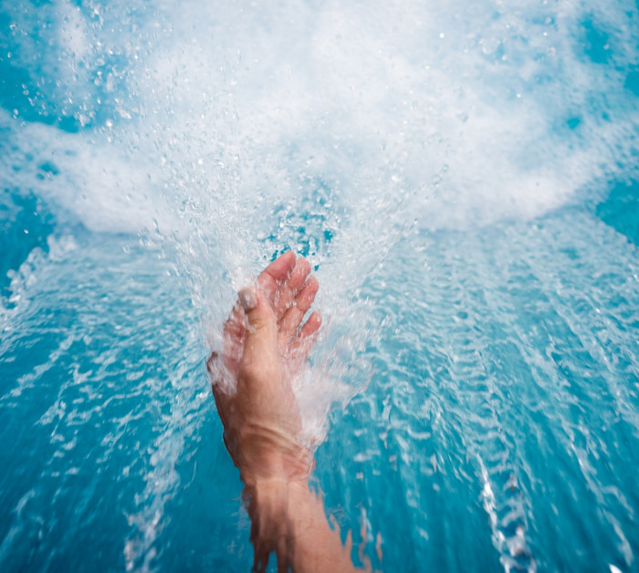 hand water
