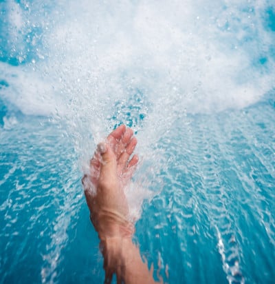 hand water