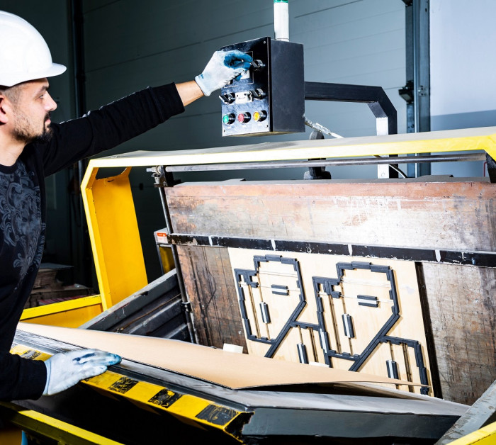 Die cutting machinery