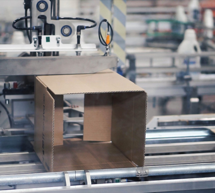 cardboard package box packing machine clip