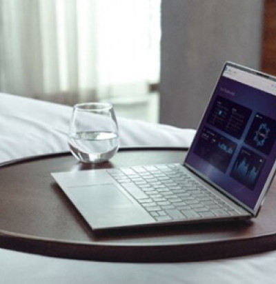 laptop hotels technology