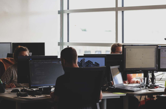 employees desktop work