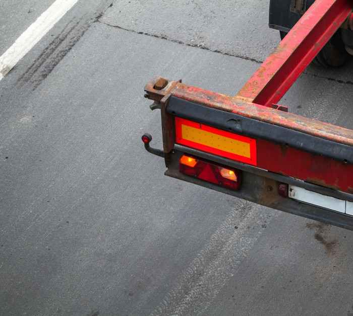 back part taillight empty truck cargo