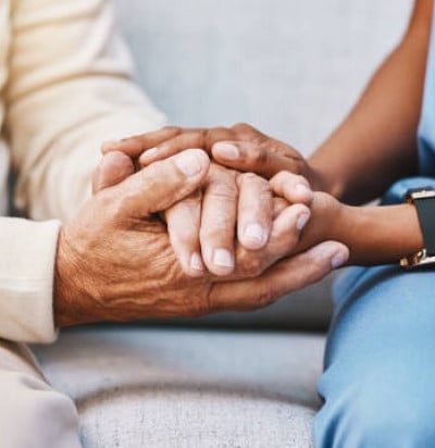 Bien a la Maison elderly hands