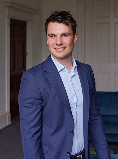 Daniel Lavelle_Profile-Photo_Chosen