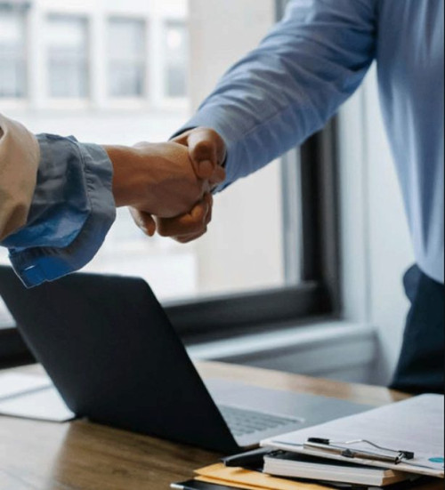 handshake 614x677